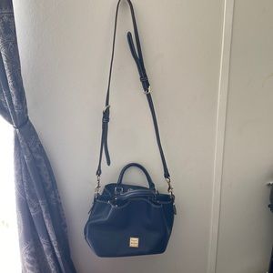 Dooney & Bourke crossbody bag